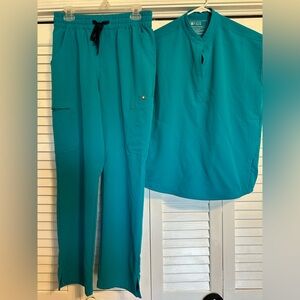 Figs Teal set